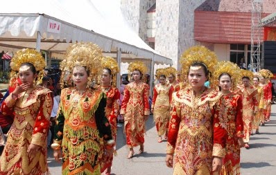 indonesische bruiloft kleding indonesische bruiloft kleding